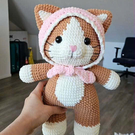 Easy & Cozy Toby Cat Crochet Pattern with Hood for Beginners