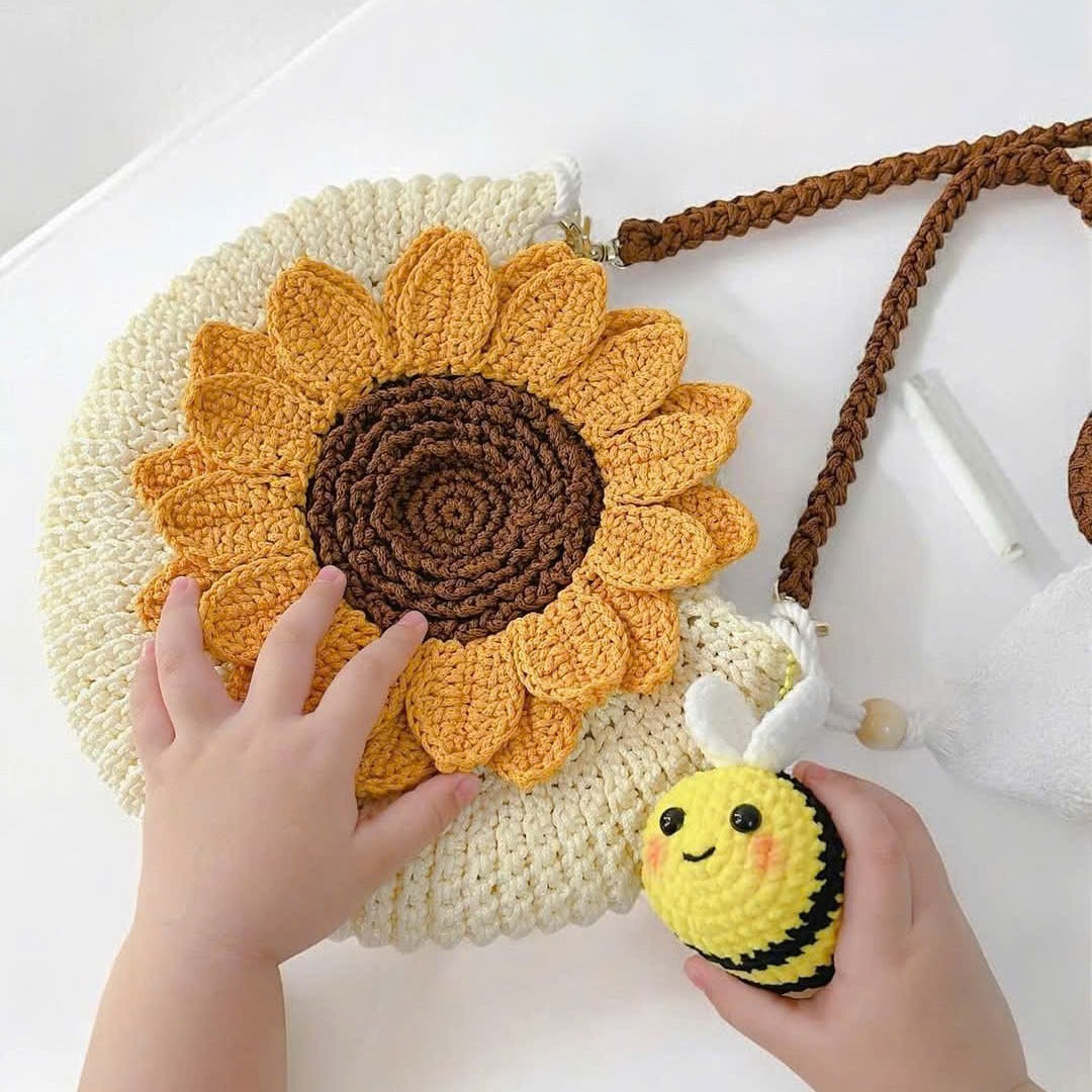 Handmade Crochet Yarn Sunflower Bag with Bee Charm – 10 inch Round Knitted Shoulder Purse