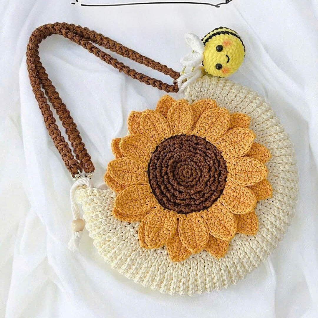 Handmade Crochet Yarn Sunflower Bag with Bee Charm – 10 inch Round Knitted Shoulder Purse