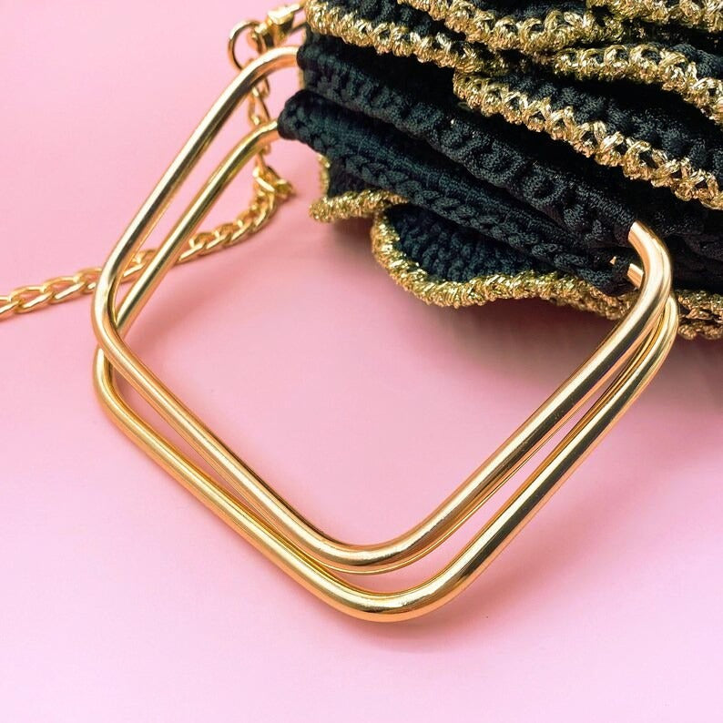 Handmade Crochet Rose Crossbody Bag – Elegant Floral Evening Bag with Chain Strap