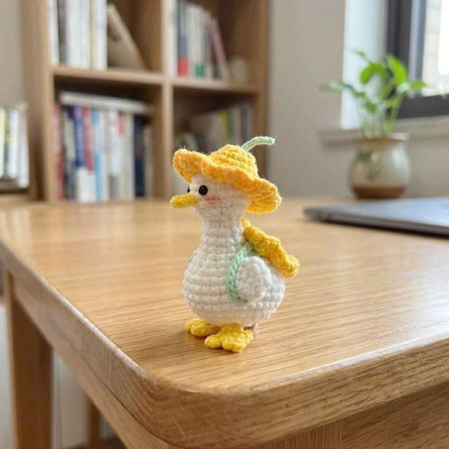 Cute Duck with Sun Hat Amigurumi Crochet Pattern PDF for Beginner