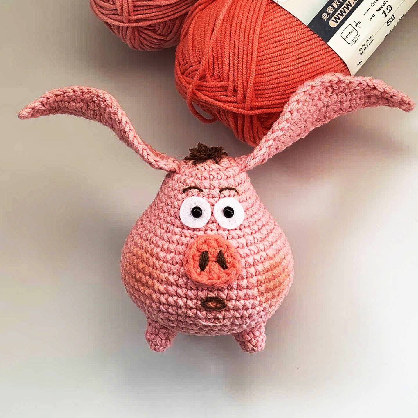 Cute Flying Pig Crochet Pattern PDF for Beginners