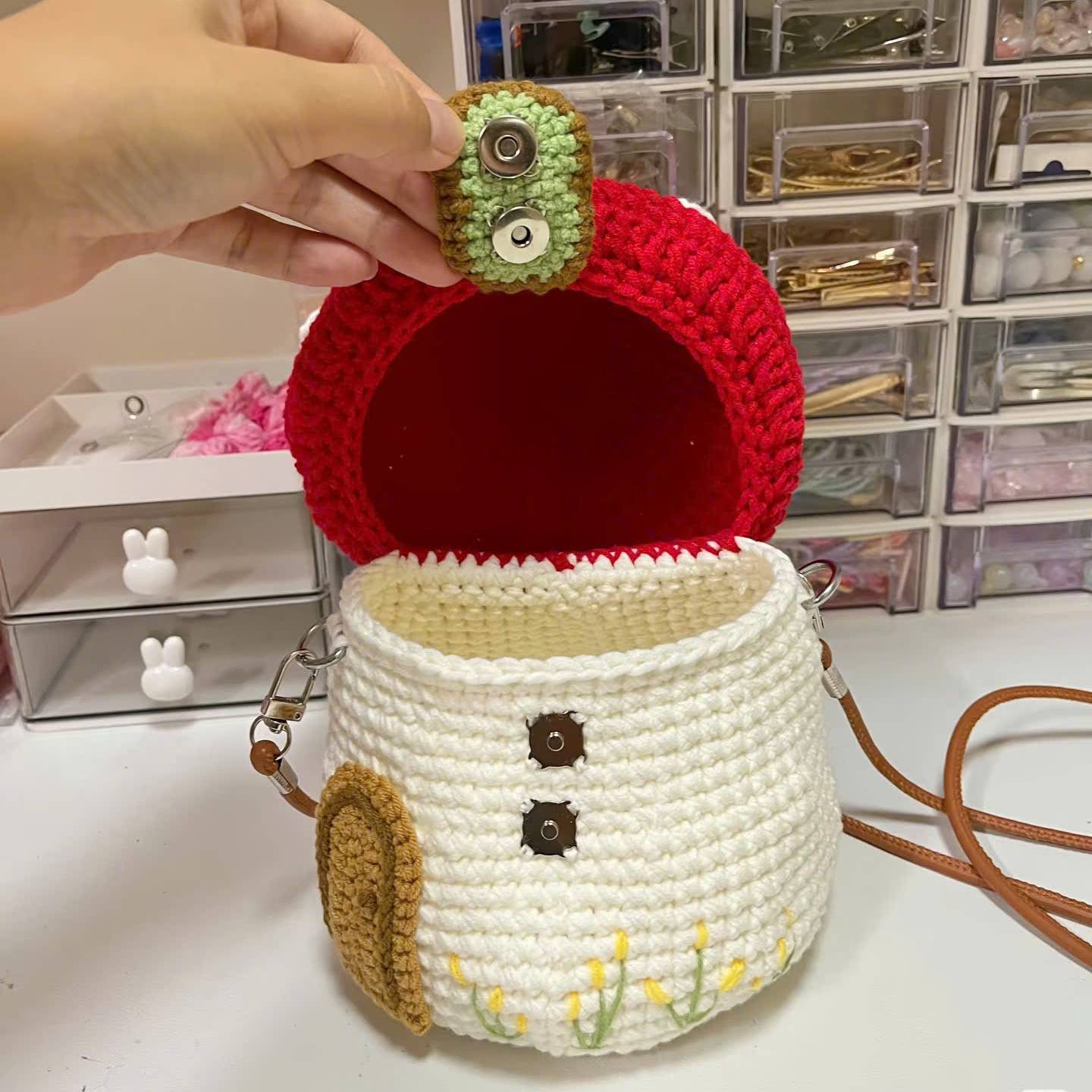 Cute Mushroom House Crochet Shoulder Bag Pattern PDF for Beginners