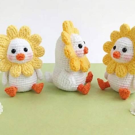 Spring Flower Duck Crochet Pattern PDF –  Beginner Friendly Crochet Plush Tutorial
