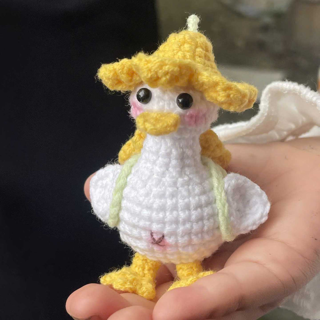 Cute Duck with Sun Hat Amigurumi Crochet Pattern PDF for Beginner