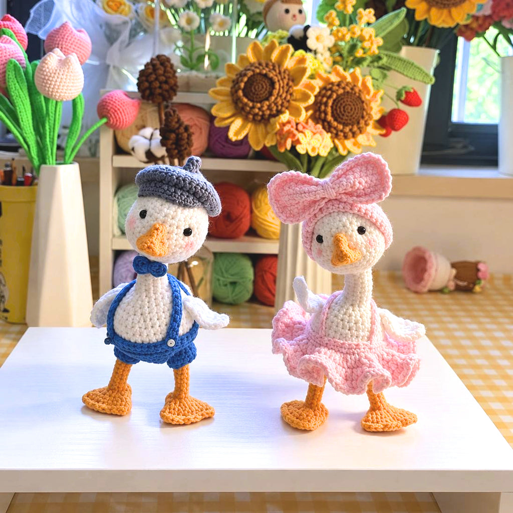 Swan Couple Crochet Pattern PDF – Cute Amigurumi Swan Couple - Digital PDF Pattern