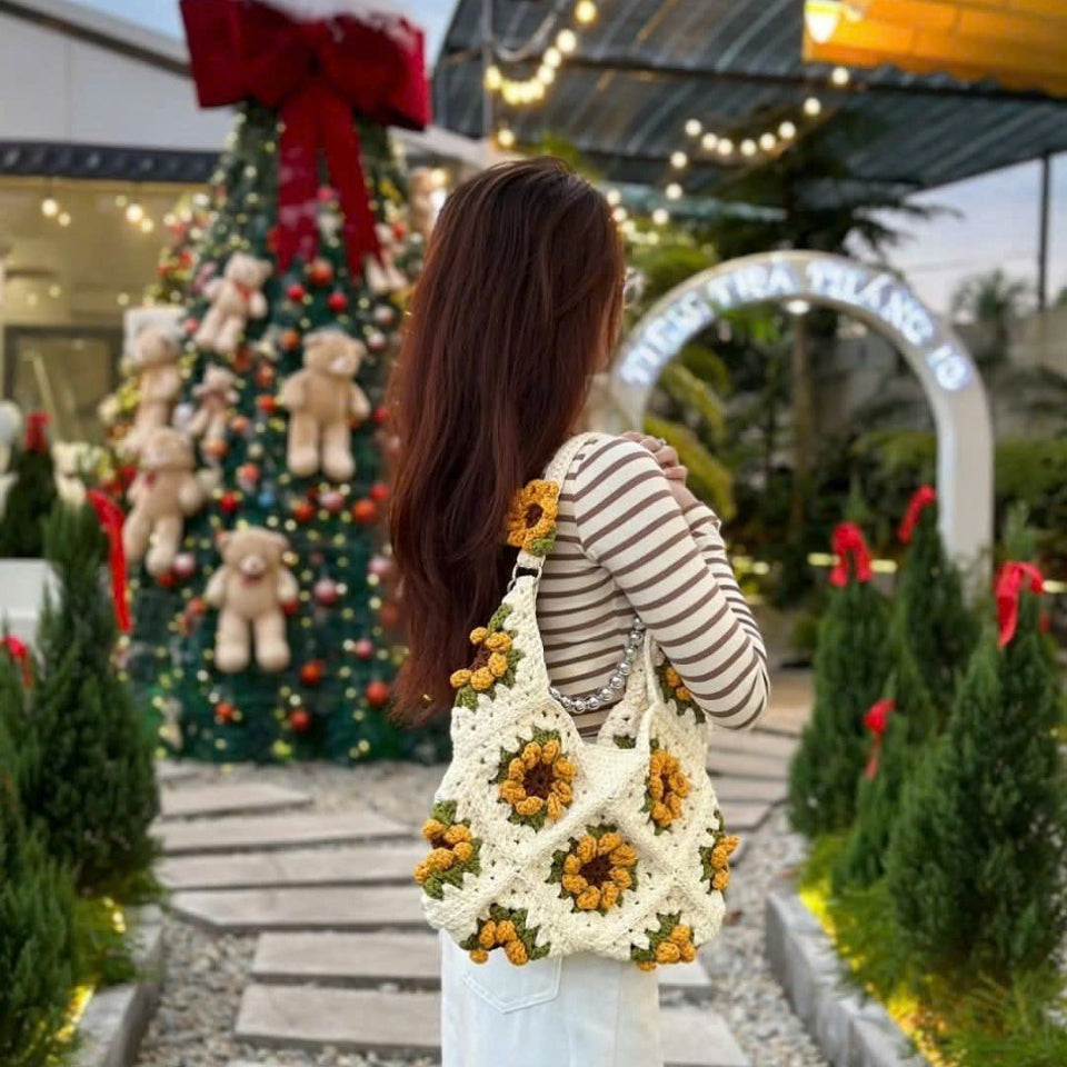 Crochet Sunflower Tote Bag – Large Handmade Shoulder Bag | Boho Flower Purse