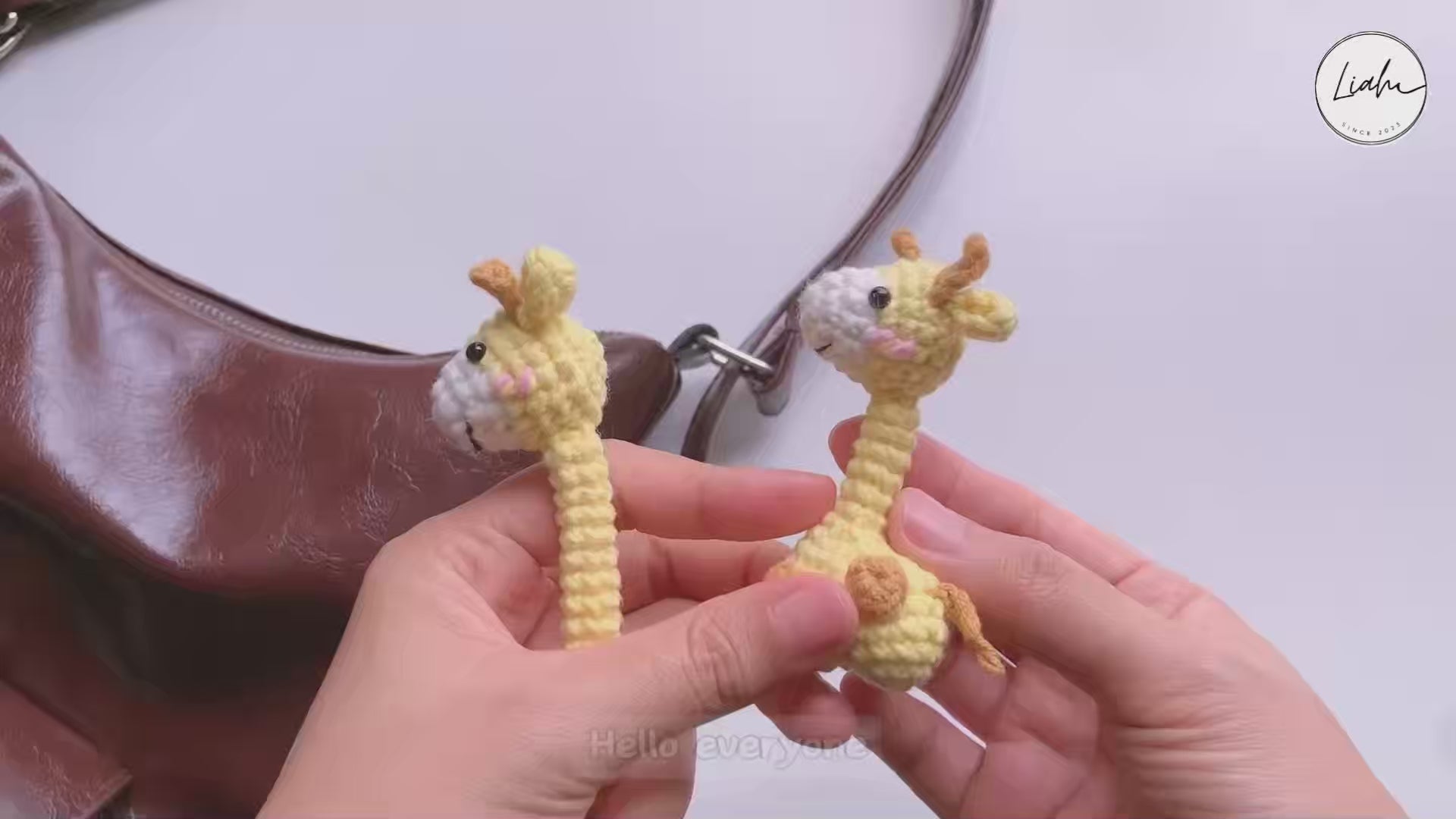 Long Neck Giraffe Keychain Crochet Crochet Pattern | PDF + Video Tutorial