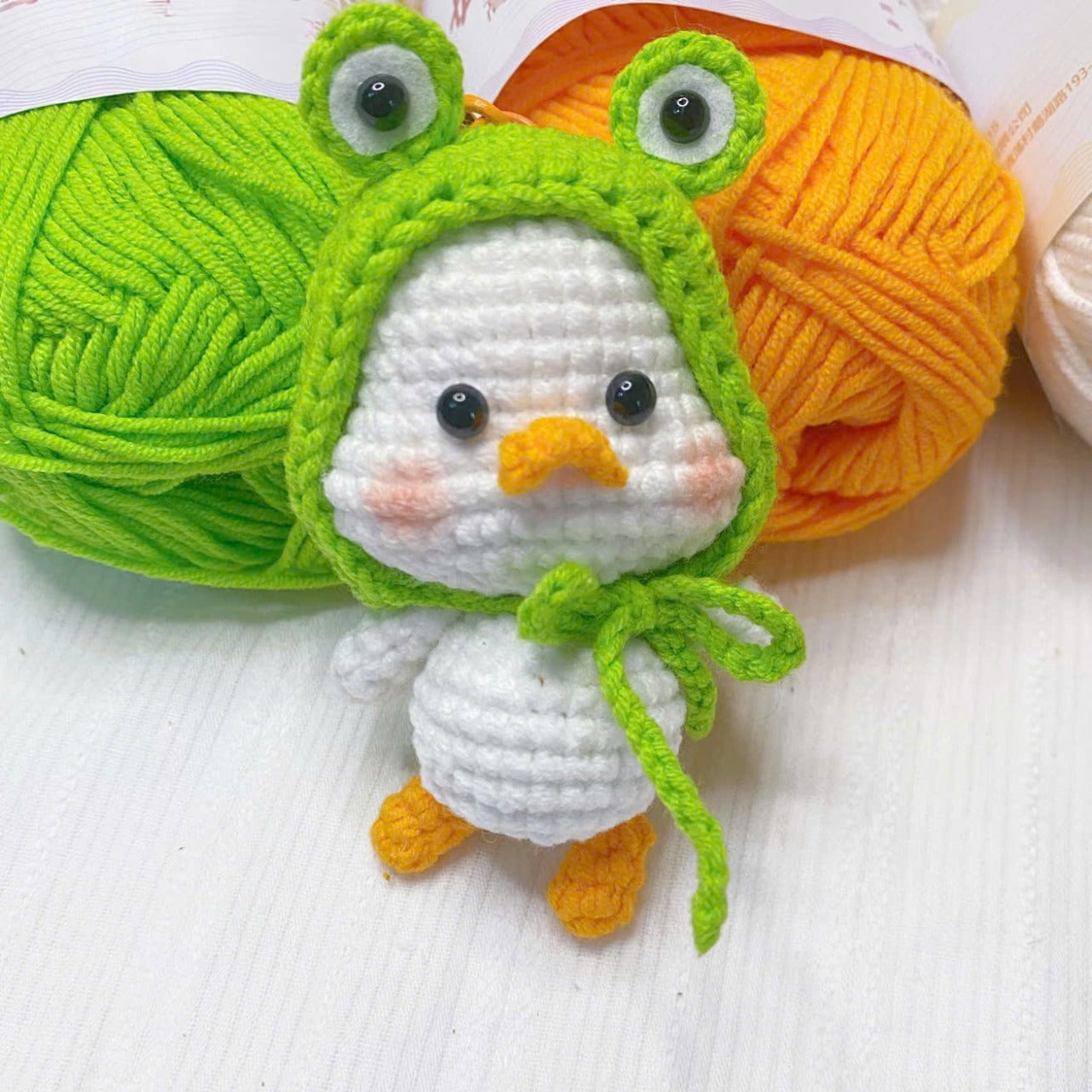 The Duck With Froggy Hat Crochet Pattern | PDF + Video Tutorial