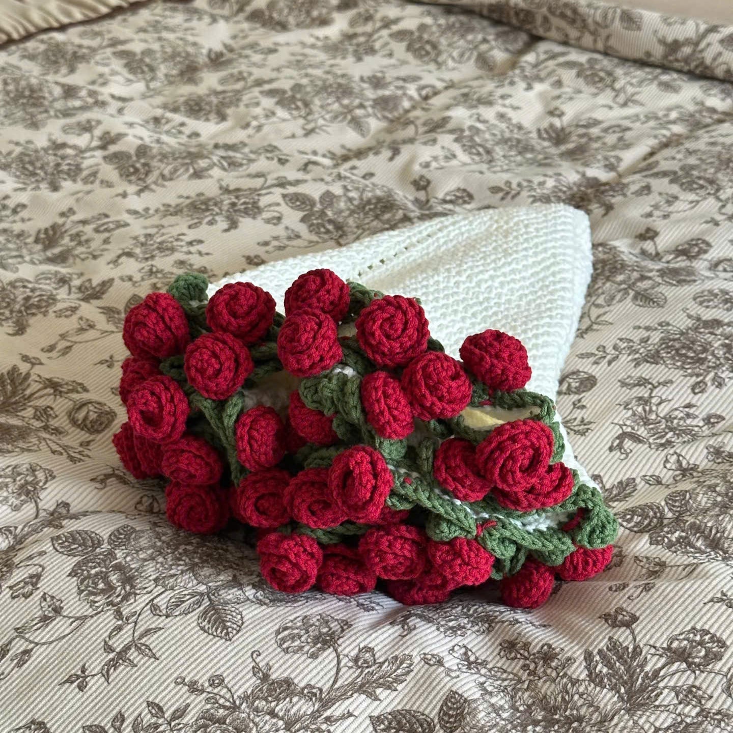 Roses Blanket Crochet Pattern | PDF + Video Tutorial