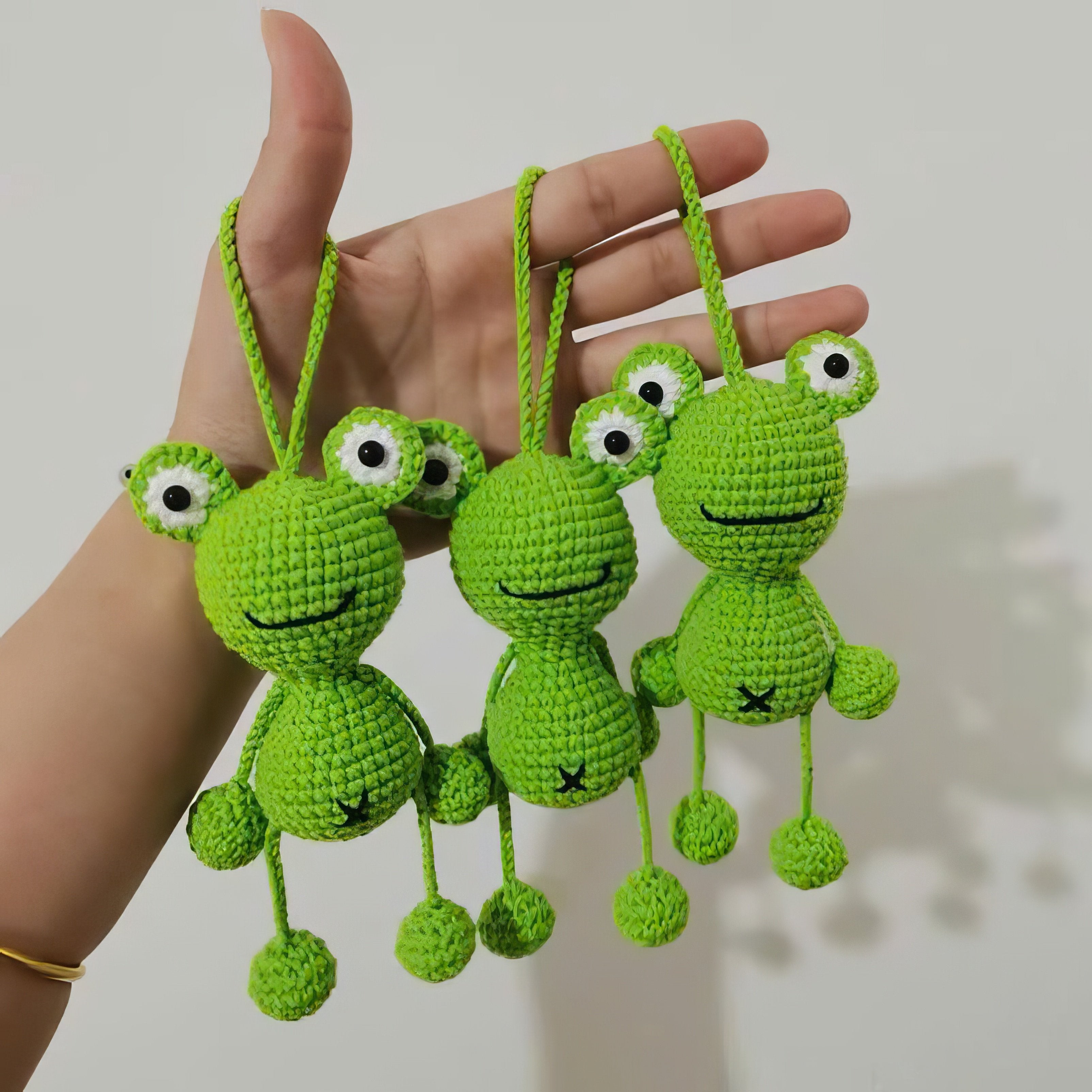 Green Frog Crochet Pattern | PDF + Video Tutorial (Instant Download)